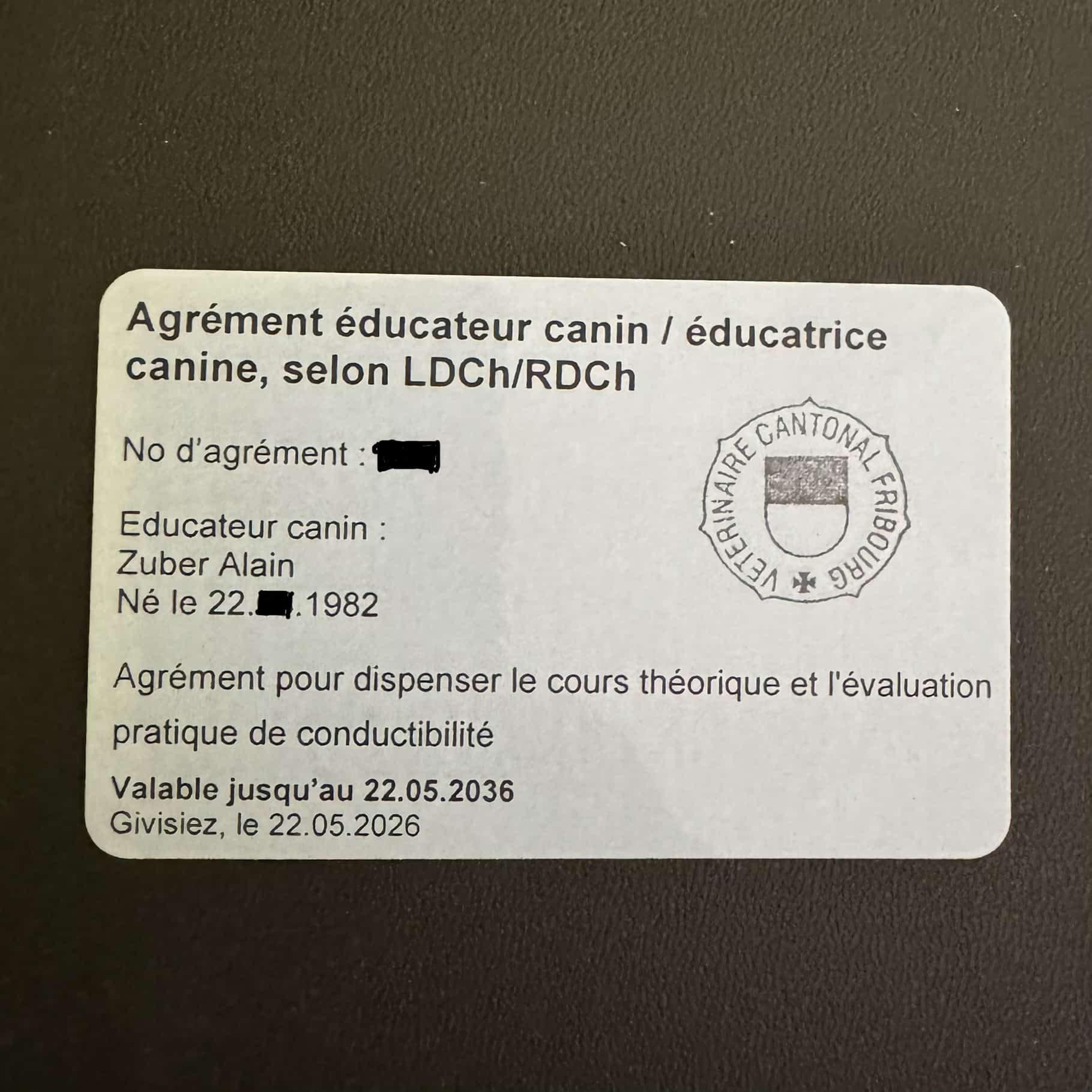 Carte d’agrément d’éducateur canin cantonale